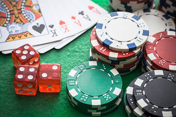 andara77 Baccarat and Roulette Tables